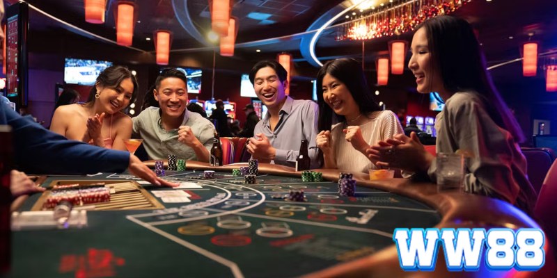 Thành viên nhóm kéo bài Baccarat hỗ trợ, hợp tác phát triển bền vững